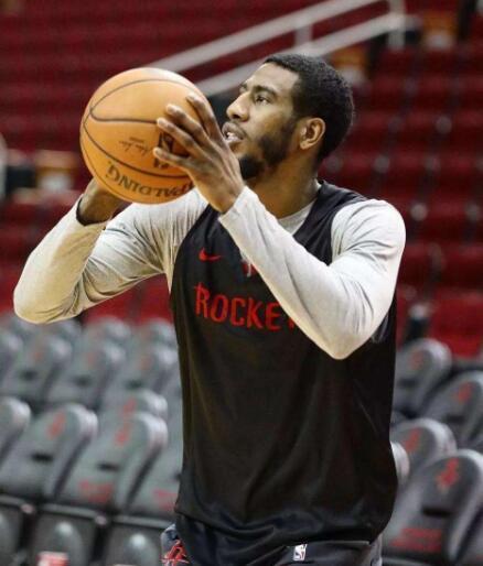 队报评法国队的2025：杜埃最佳新人、姆巴佩MVP（队报盘点法国队2025：杜埃当选最佳新秀，姆巴佩荣膺MVP）