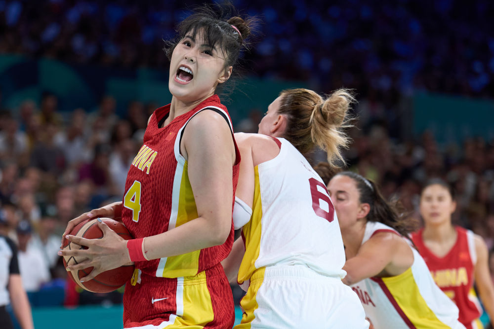 加图索：我要向球迷道歉；上半场很不错，下半场我们变得胆怯（加图索向球迷致歉：上半场发挥出色，下半场显得畏缩）