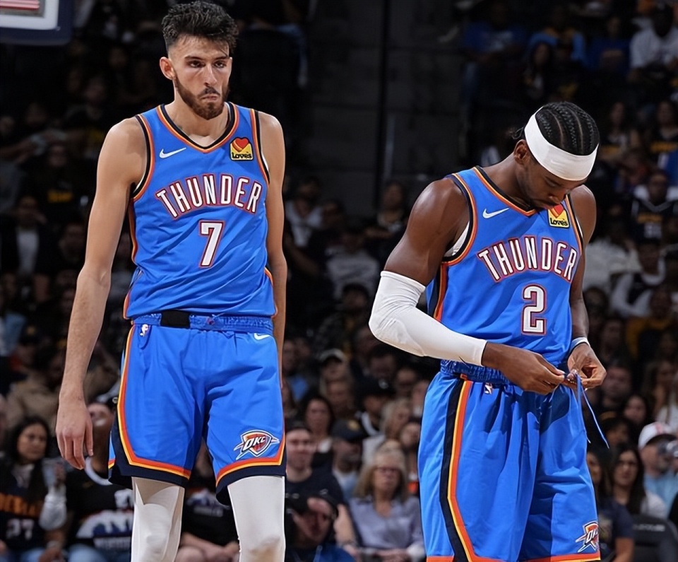 高天意：跟去年相比没那么遗憾；有些比赛没拿下就是没做到位（高天意：相比去年遗憾少了；有些比赛没赢是我们没做到位）